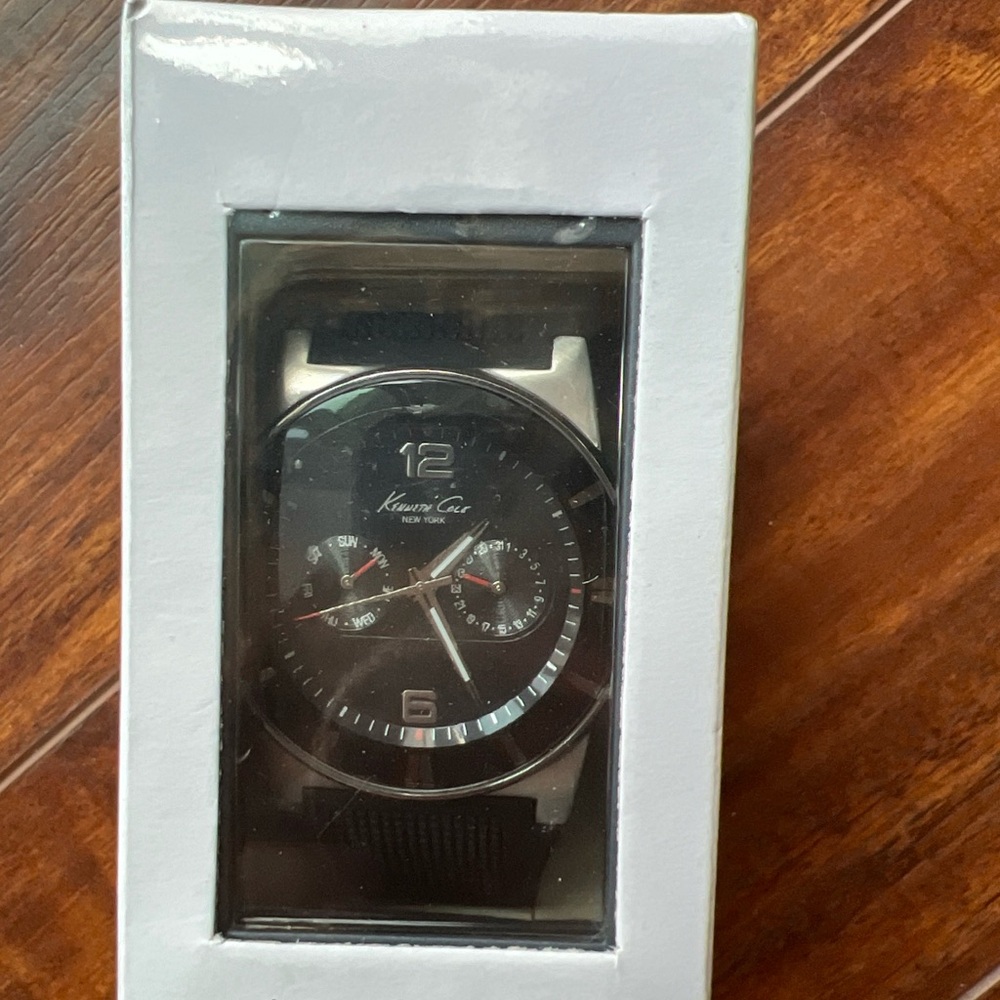 Kenneth Cole Black and Silver Men's Watch